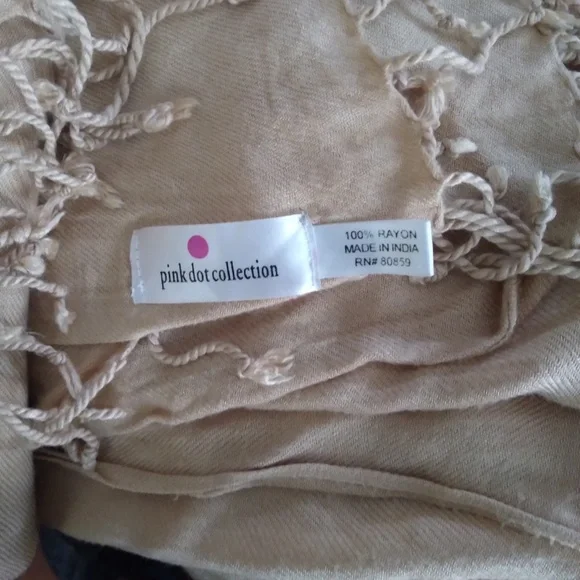 Beige Pashmina | Size OS - Picture 7 of 7